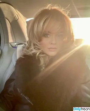 Emily Atack / emilyatack nude photo #0365