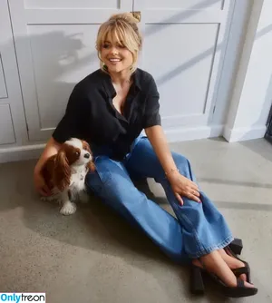 Emily Atack / emilyatack nude photo #0403