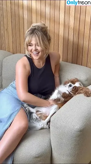 Emily Atack / emilyatack nude photo #0408