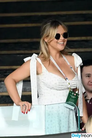Emily Atack / emilyatack nude photo #0566