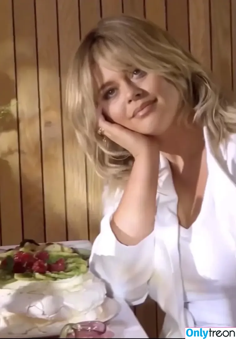 Emily Atack nude photo #0399 (emilyatack)