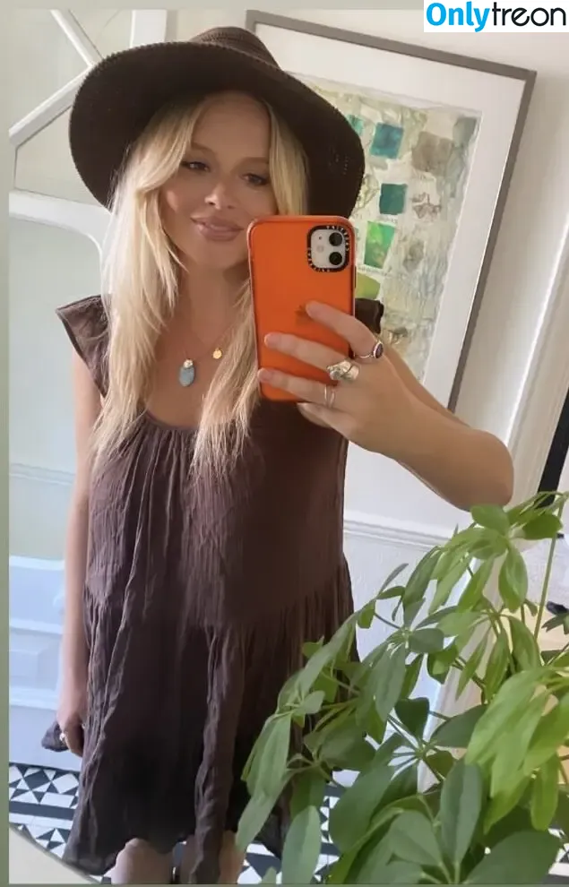 Emily Atack nude photo #0948 (emilyatack)