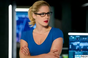 Emily Bett Rickards / emilybett nude photo #0159