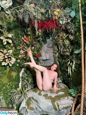 Emily Bloom / emilybloomshow / theemilybloom nude photo #3391