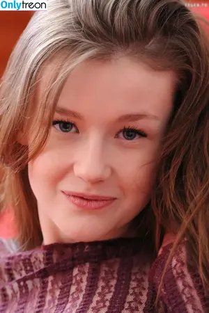 Emily Bloom / emilybloomshow / theemilybloom nude photo #3416