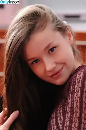Emily Bloom / emilybloomshow / theemilybloom nude photo #3418