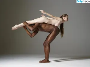 Emily Bloom / emilybloomshow / theemilybloom nude photo #4982