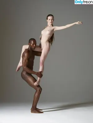 Emily Bloom / emilybloomshow / theemilybloom nude photo #4996