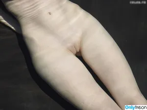 Emily Bloom / emilybloomshow / theemilybloom nude photo #5762
