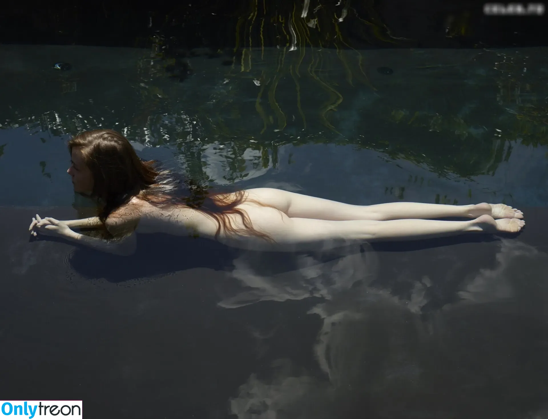 Emily Bloom nude photo #5748 (emilybloomshow / theemilybloom)