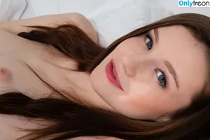 Emily Bloom / emilybloomshow / theemilybloom nude photo #6342