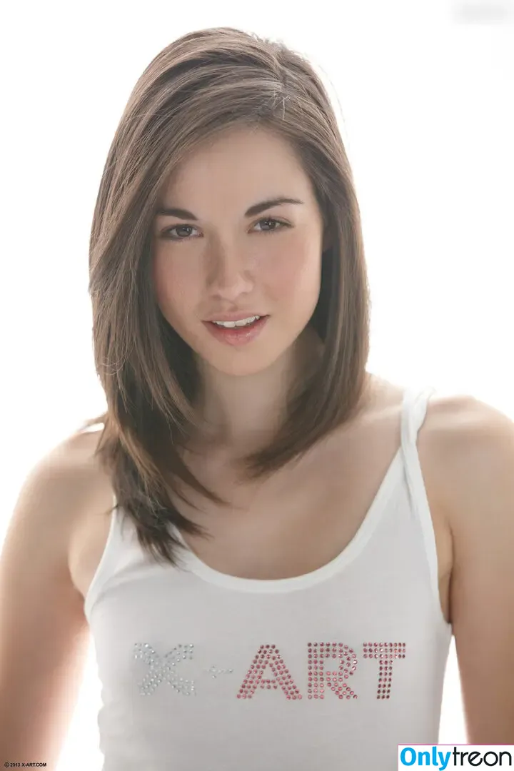 Emily Grey nude photo #0871 (Emilygrey_ / emilygreyunderway)