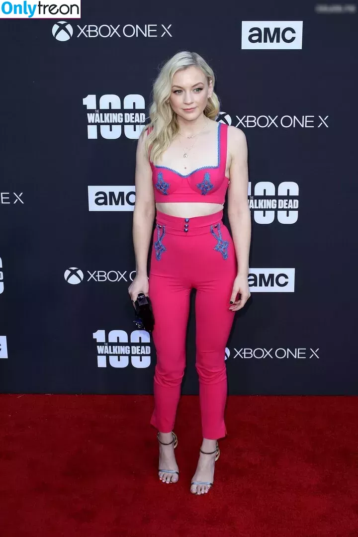 Emily Kinney nude photo #0109 (emmykinney)
