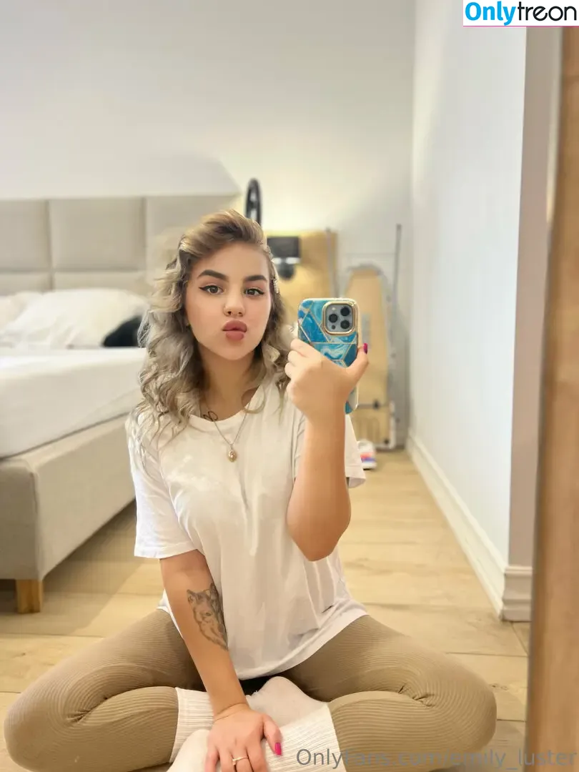 emily_luster nude photo #0001 (emilyluster)