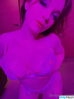 Emily Lynne / MyFreeCams / theemilylynne / themilylynne nude photo #1632