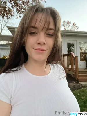 Emily Lynne / MyFreeCams / theemilylynne / themilylynne nude photo #2006