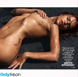 Emily Ratajkowski / emrata nude photo #3560