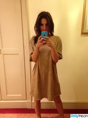Emily Ratajkowski / emrata nude photo #3597