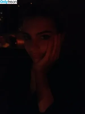 Emily Ratajkowski / emrata nude photo #3608