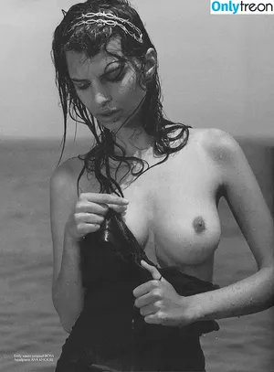 Emily Ratajkowski / emrata nude photo #3790
