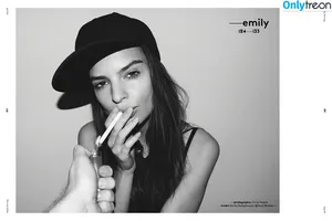 Emily Ratajkowski / emrata nude photo #3832