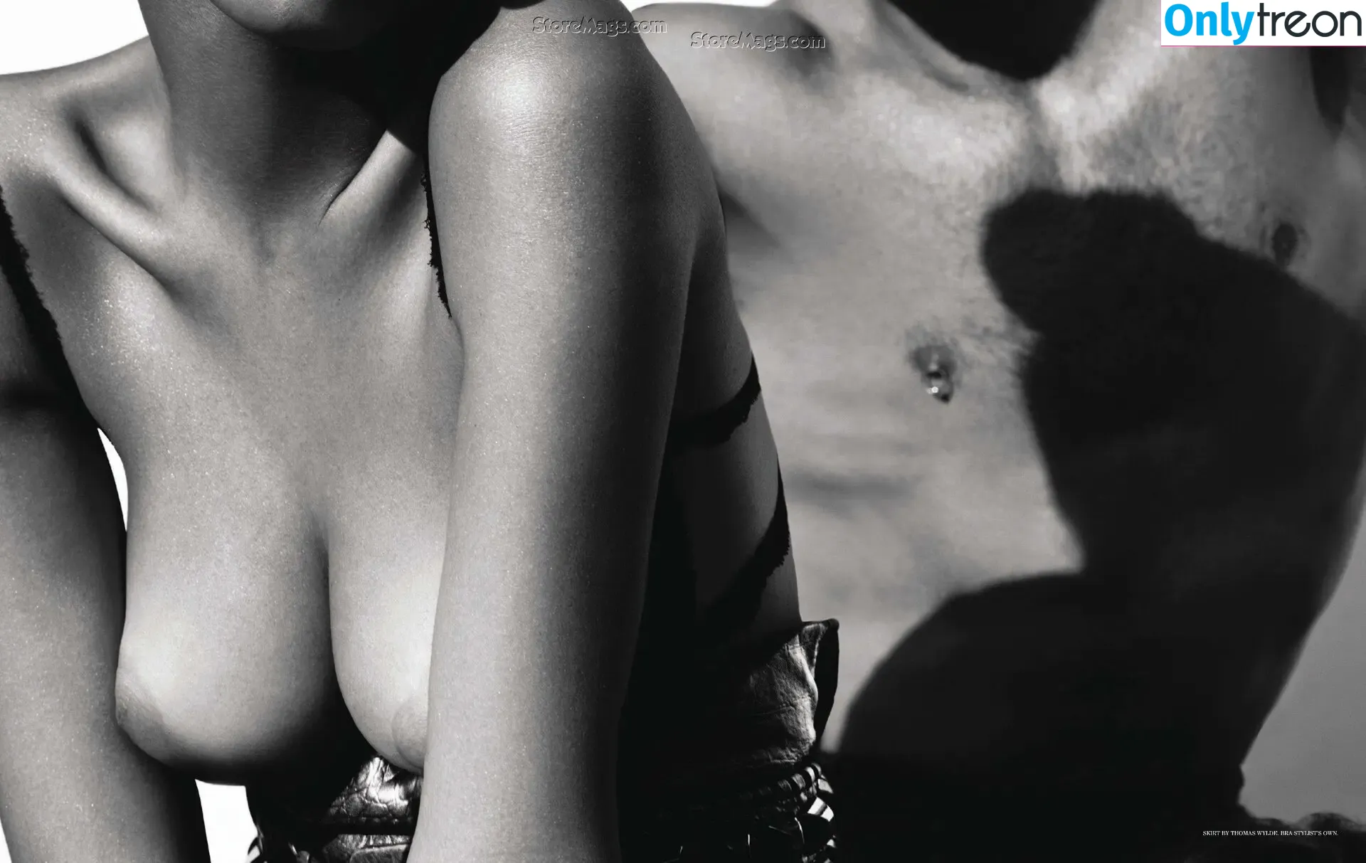 Emily Ratajkowski nude photo #3723 (emrata)