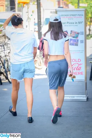 Emily Ratajkowski / emrata nude photo #4632