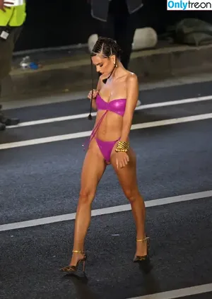 Emily Ratajkowski / emrata nude photo #5122