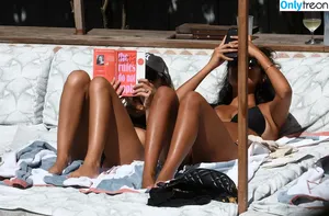Emily Ratajkowski / emrata nude photo #5845