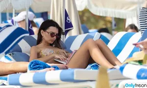 Emily Ratajkowski / emrata nude photo #5941