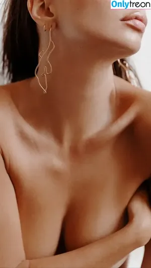 Emily Ratajkowski / emrata nude photo #6161