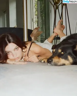 Emily Ratajkowski / emrata nude photo #6305