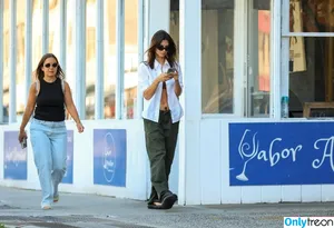 Emily Ratajkowski / emrata nude photo #6461