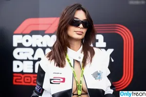Emily Ratajkowski / emrata nude photo #6557