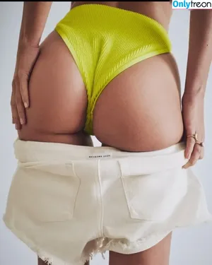 Emily Ratajkowski / emrata nude photo #6595