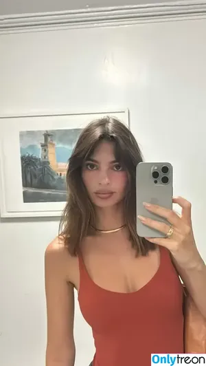 Emily Ratajkowski / emrata nude photo #6968