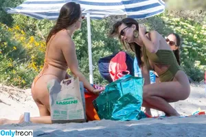 Emily Ratajkowski / emrata nude photo #7632