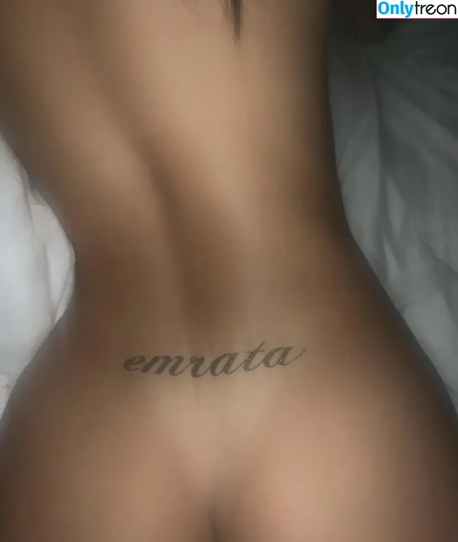 Emily Ratajkowski nude photo #7119 (emrata)