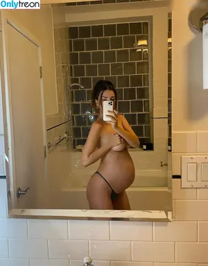 Emily Ratajkowski / emrata nude photo #8644