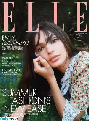 Emily Ratajkowski / emrata nude photo #8708