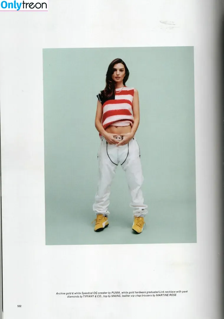 Emily Ratajkowski nude photo #8747 (emrata)