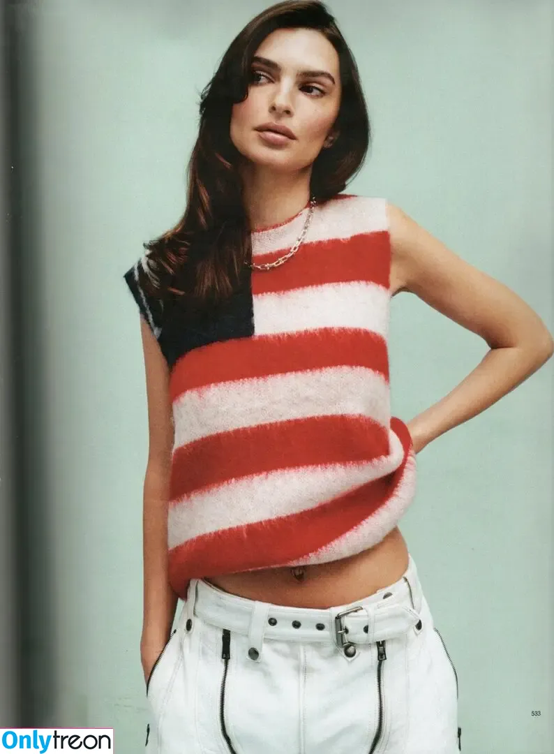 Emily Ratajkowski nude photo #8748 (emrata)
