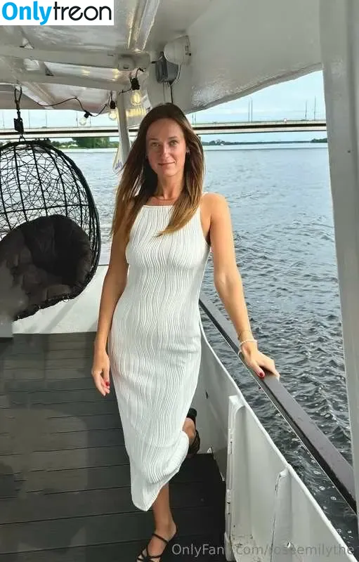 Emily Rose nude photo #0032 (roseemilythe / thexemilyrose)