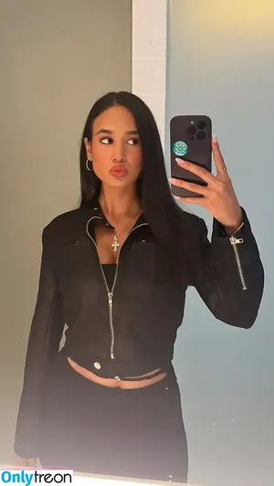 Emily Tosta / (Mayans M.C and PartyFive / Dominican Actress / emilytosta nude photo #0373
