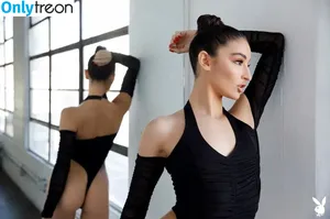 Emily Willis / emilywillisx3 / emilywillisxoxo / emilywillisxxx nude photo #2037