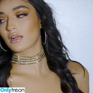 Emily Willis / emilywillisx3 / emilywillisxoxo / emilywillisxxx nude photo #2594