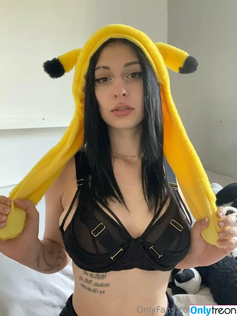 Emilylovexxx nude photo #0017 (Emilylovexxx)