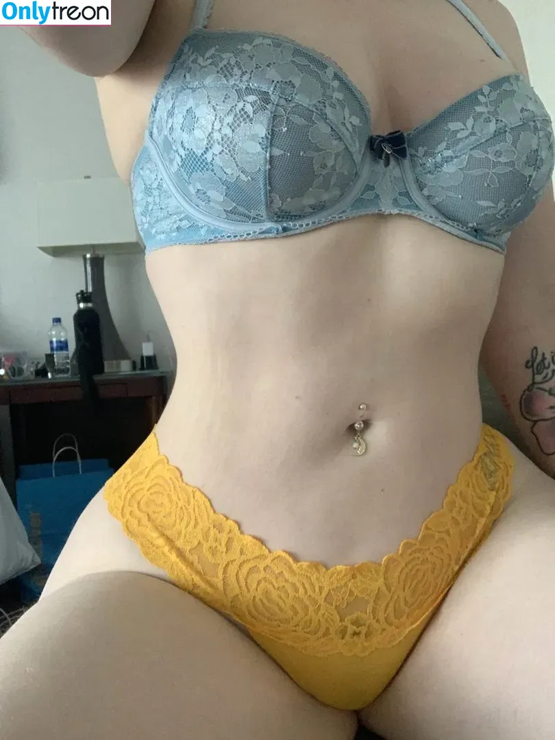 EmilyLynne nude photo #0017 (the.emilylynne)