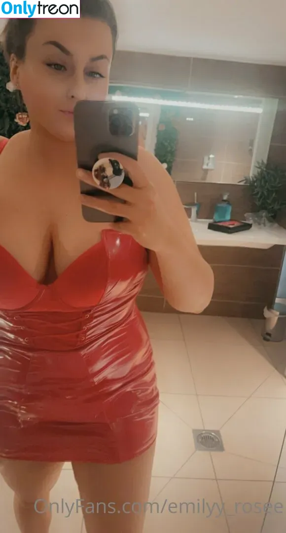 emilyy_rosee nude photo #0041 (emilyyrosee.__)