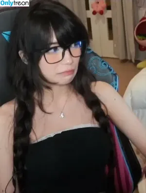 Emiru / emiru.jpg nude photo #0789